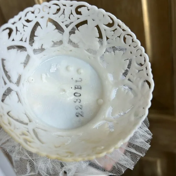 Vintage cake topper - Picture 4 of 5